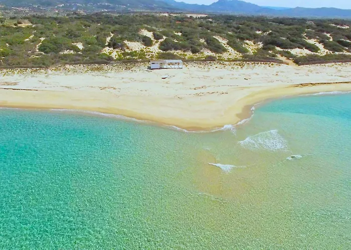 Isa - With Swimming Pool In Just 300 Mt From The Sea Lägenhetshotell 3*